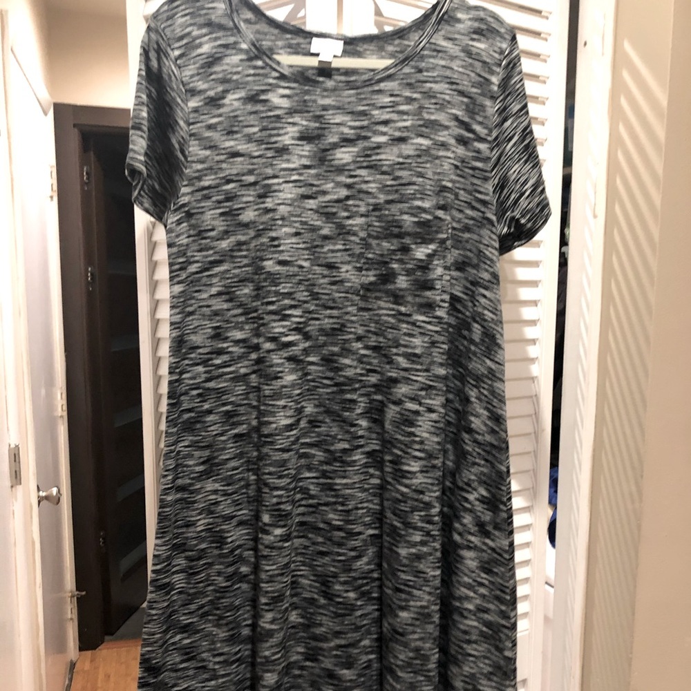 COPY - Dress Lularoe Carly